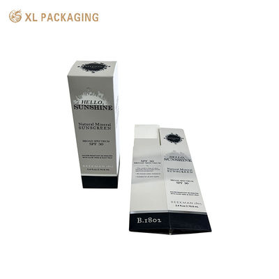에센셜 오일용 프리미엄 화이트 카드 스톡과 모노크롬 레트로 프린트와 함께 접이 가능한 평면 구조 화장품 포장 상자