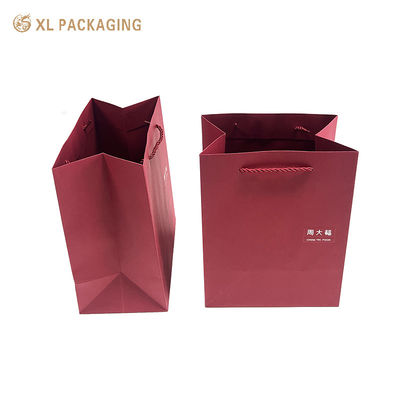 고급 와인 레드 페이퍼 선물 가방 사용자 지정 로고, 강화 접힌 바닥, 고품질 쇼핑 및 선물 포장용 휘어진 종이 손잡이