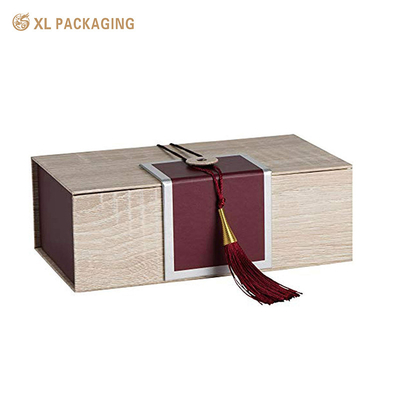와인 병에 맞춘 종이 보관 상자, 끈과 버튼이 있는 선물 접이식 상자