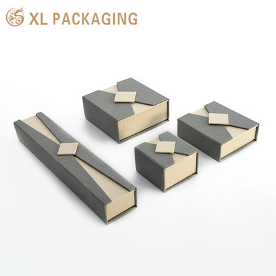 링 목걸이 귀걸이 팔찌용 2mm 고급 보드 및 질감 특수 용지로 제작된 맞춤형 V컷 이중 도어 마그네틱 주얼리 선물 상자